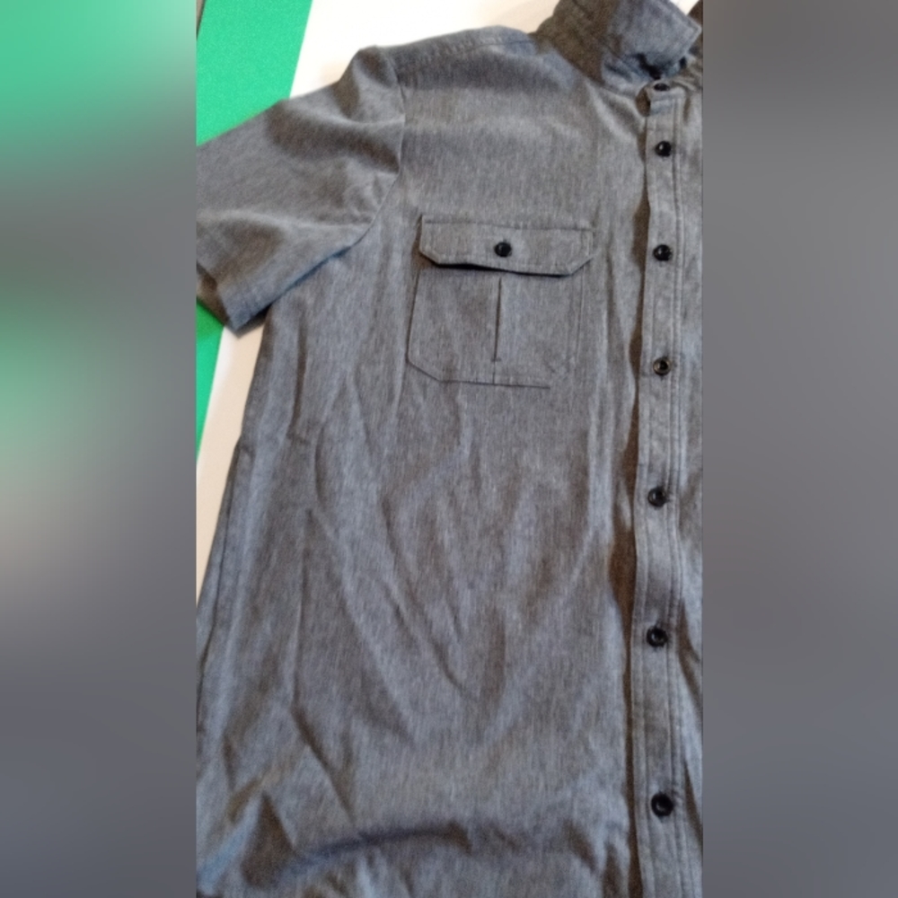 ZeroXposur button down - Picture 2 of 6